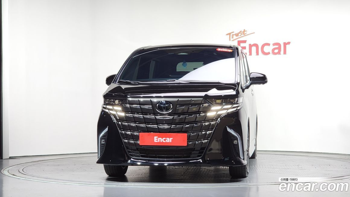 Toyota Alphard 2024