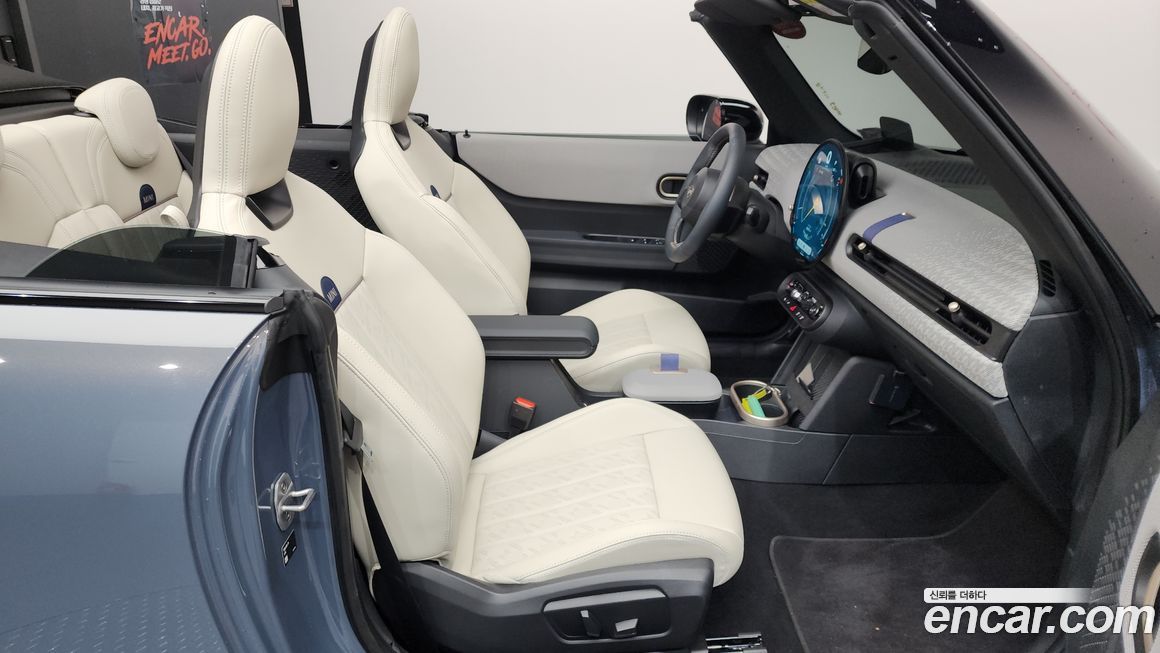 Mini Cooper Convertible 2025