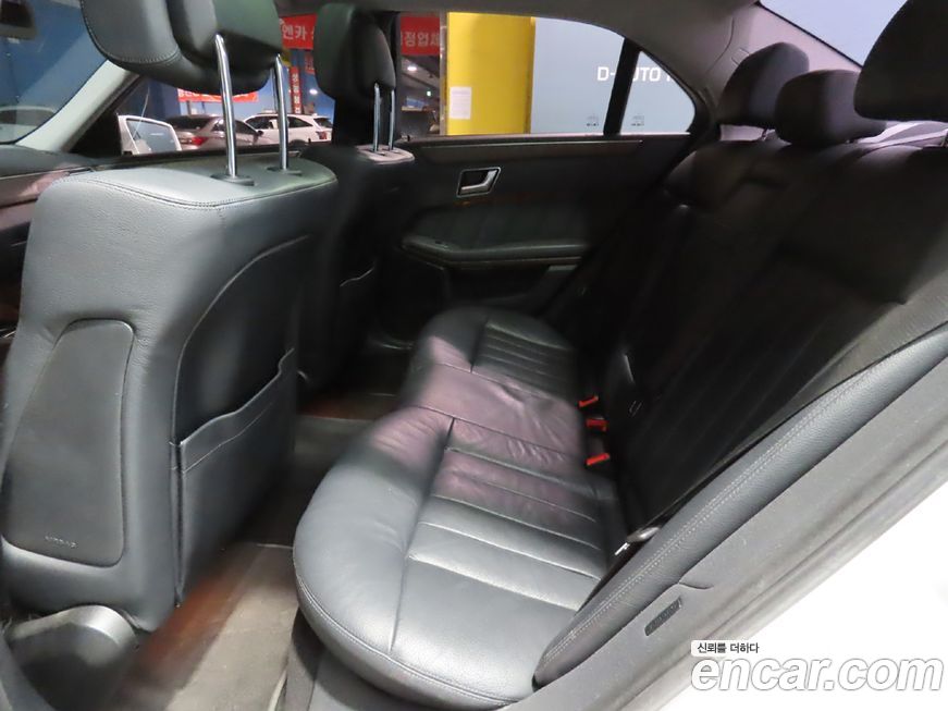 Mercedes-Benz E-Class 2013