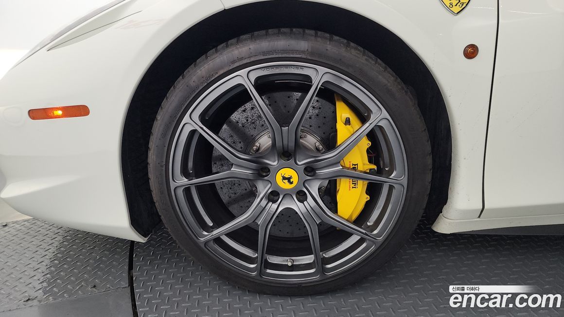 Ferrari 458 2012