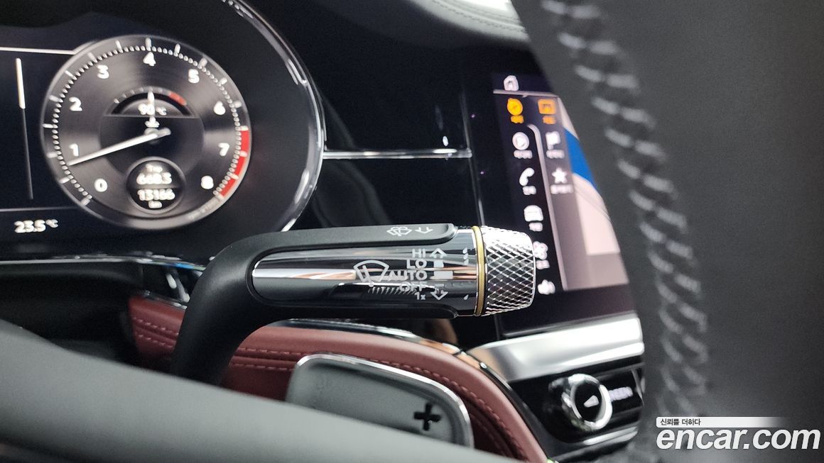 Bentley Continental 2023