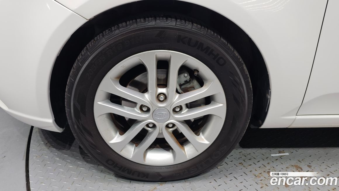 Kia Porte 2011