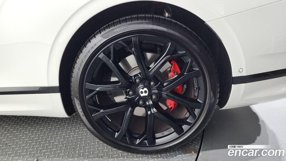 Bentley Continental 2023