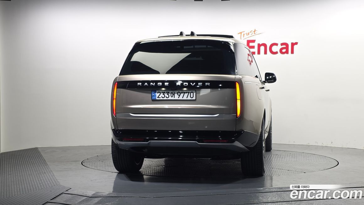 Land Rover Range Rover 2024