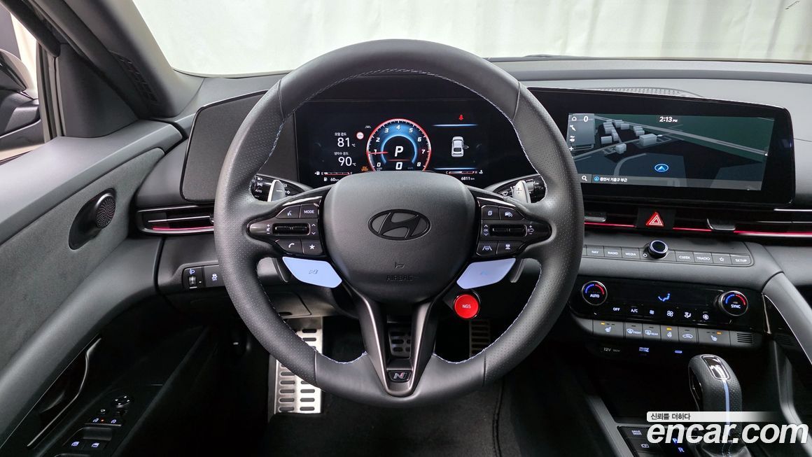 Hyundai AVANTE 2025