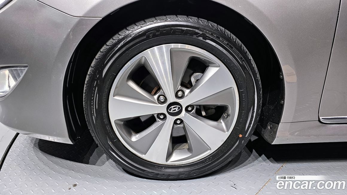 Hyundai Sonata 2012