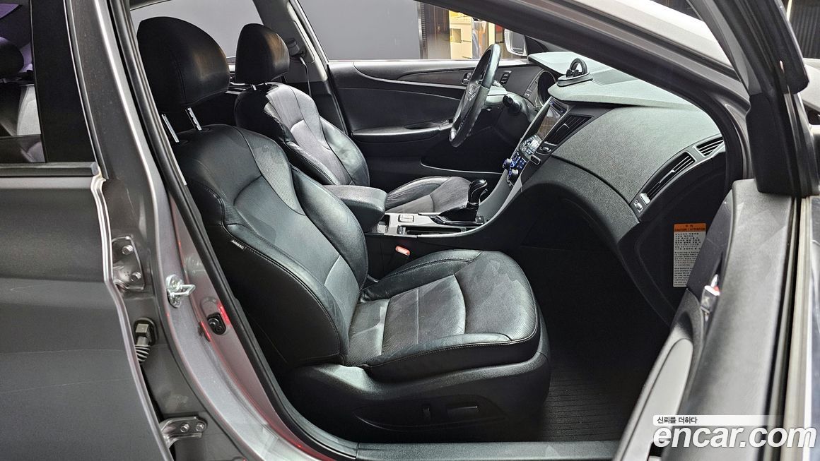 Hyundai Sonata 2012