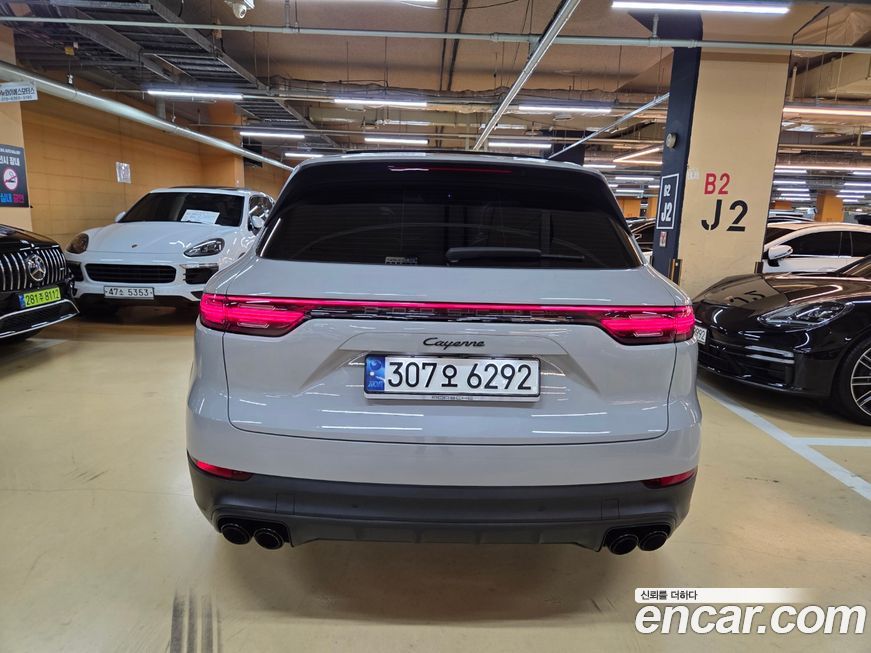 Porsche Cayenne 2023