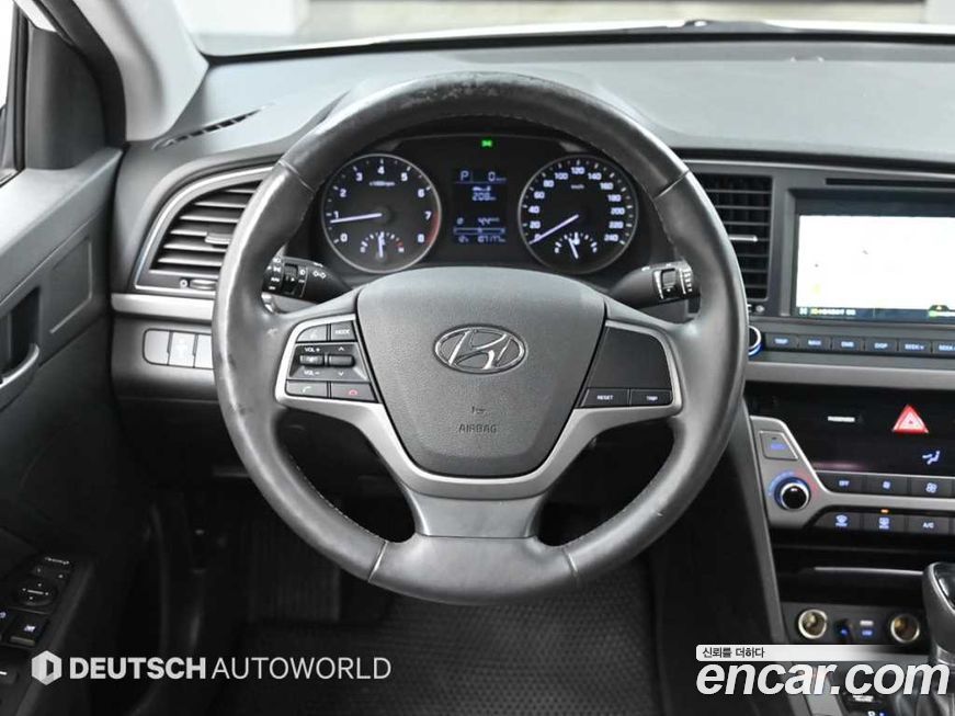 Hyundai AVANTE 2016