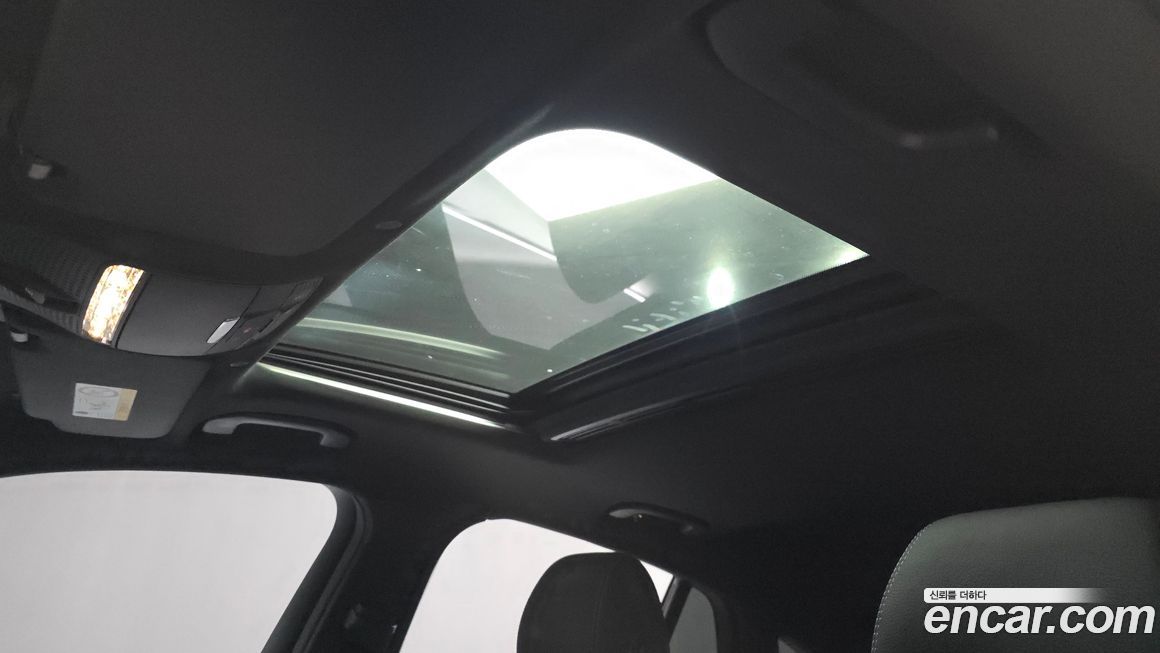 Mercedes-Benz GLC-Class 2023