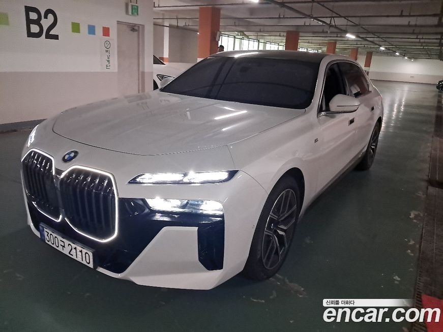 BMW 7-Series 2024
