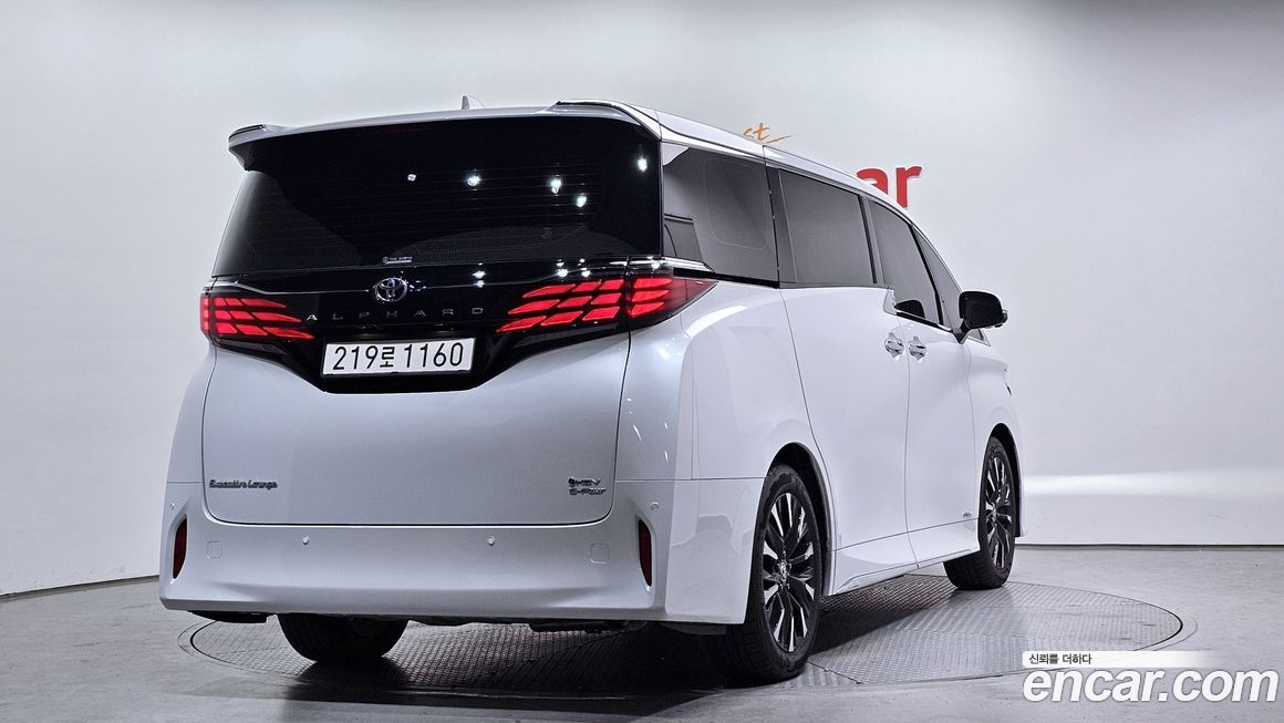 Toyota Alphard 2025