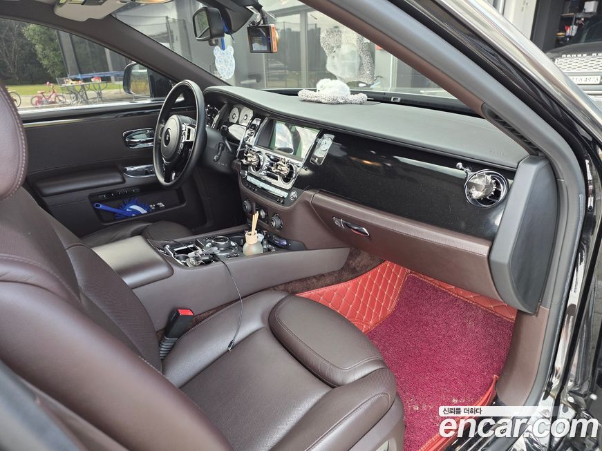 Rolls-Royce Ghost 2016