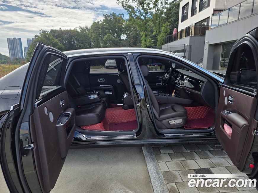 Rolls-Royce Ghost 2016