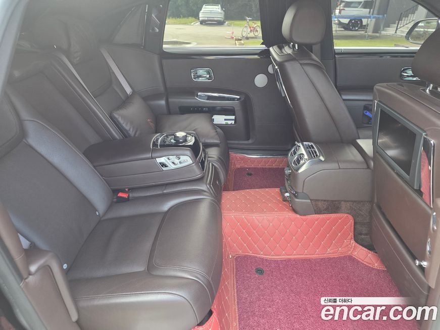 Rolls-Royce Ghost 2016