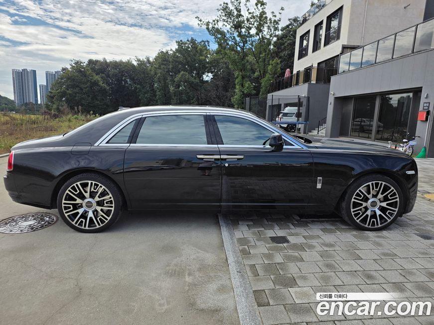 Rolls-Royce Ghost 2016