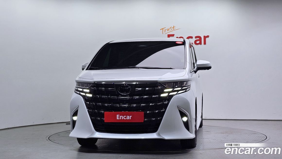 Toyota Alphard 2025