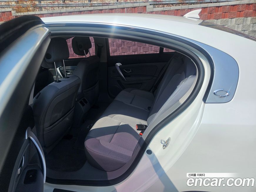 Renault-KoreaSamsung SM5  2011