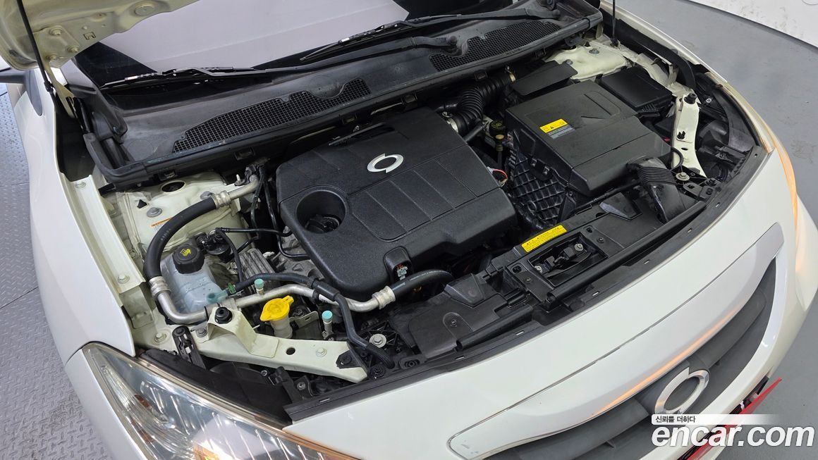 Renault-KoreaSamsung SM3 2011