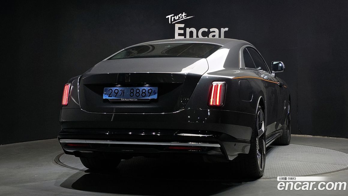 Rolls-Royce Spectre 2024