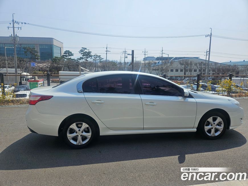 Renault-KoreaSamsung SM5  2011