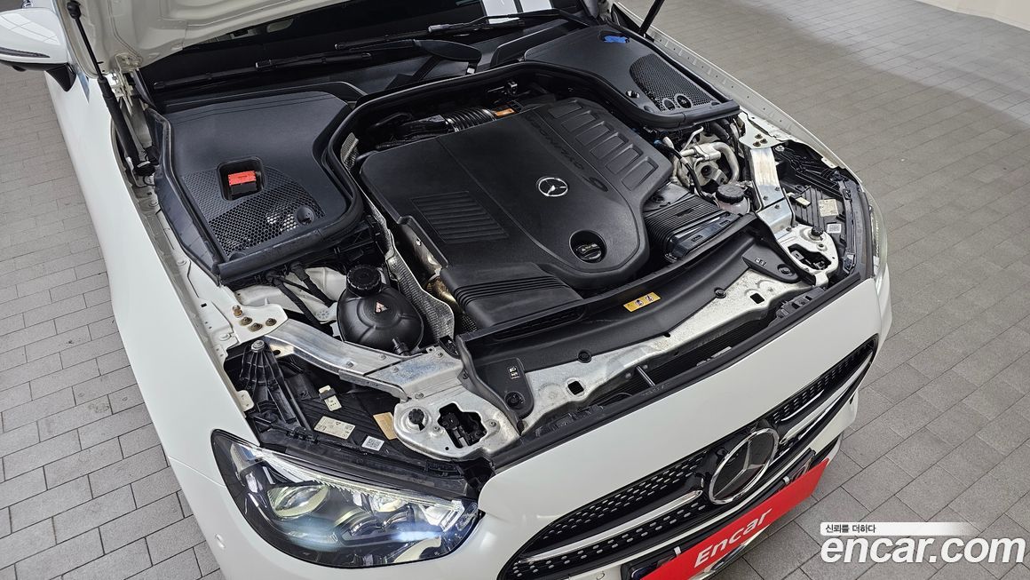 Mercedes-Benz E-Class 2021