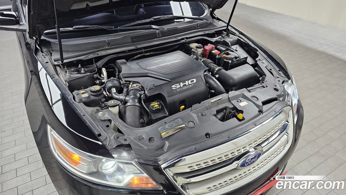 Ford Taurus 2012