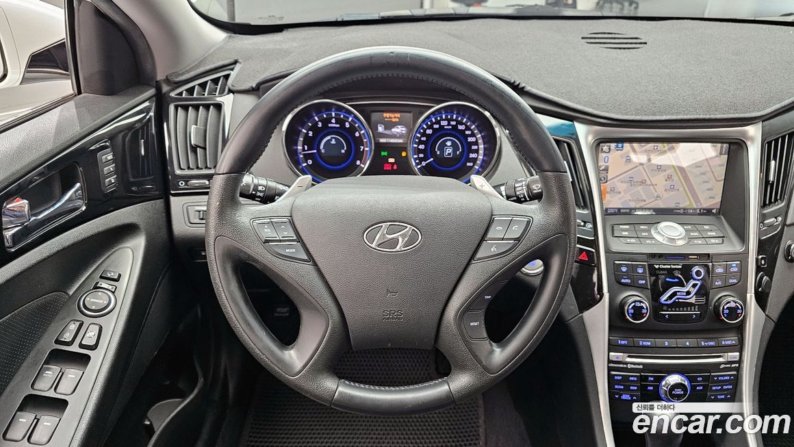 Hyundai Sonata 2010
