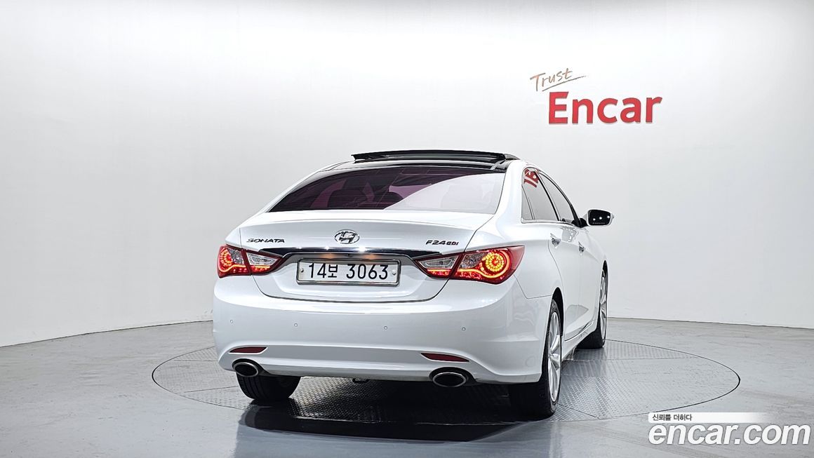 Hyundai Sonata 2010