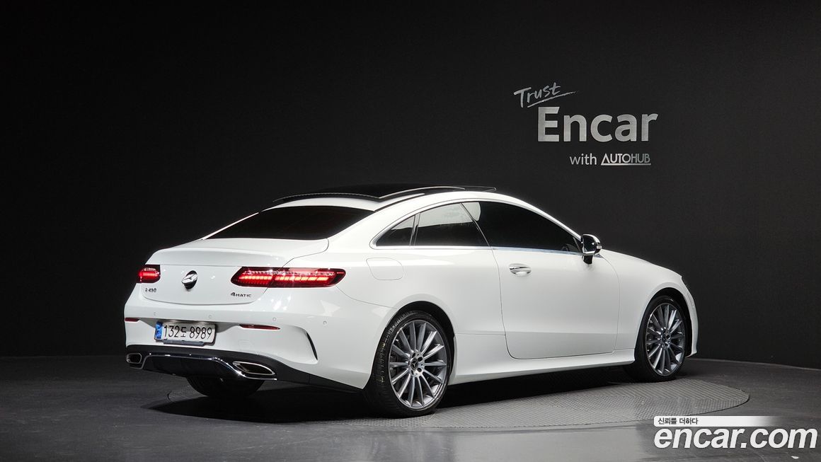 Mercedes-Benz E-Class 2021