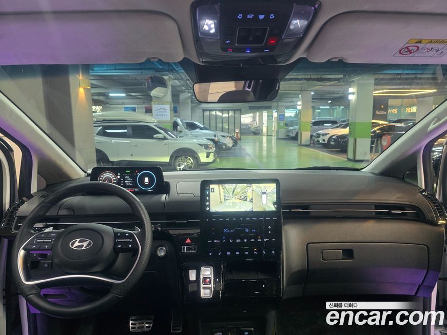 Hyundai Staria 2025