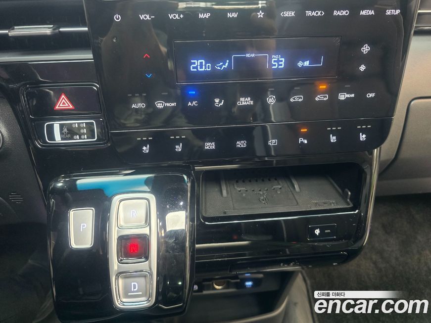 Hyundai Staria 2025