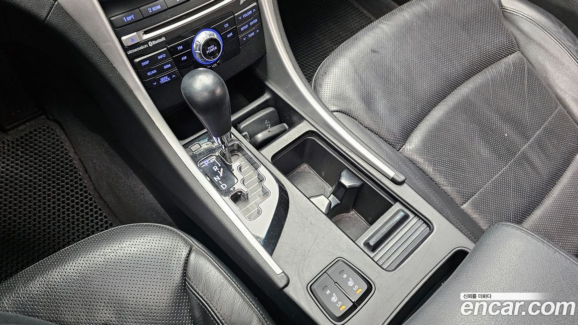 Hyundai Sonata 2010