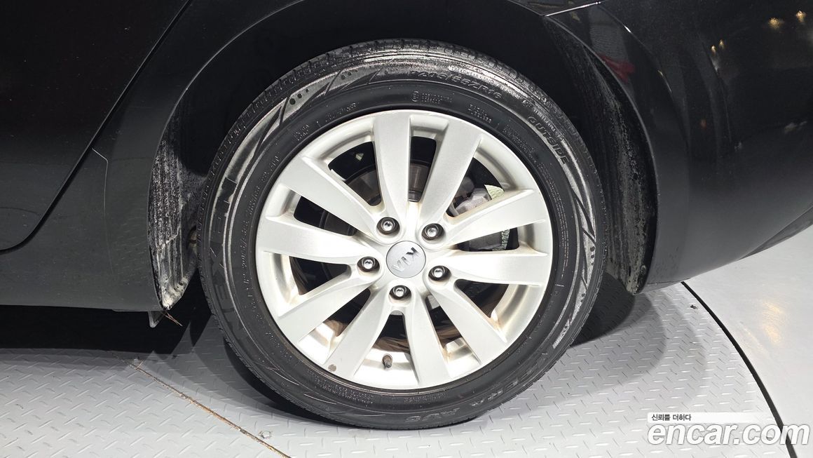 Kia K3 2013