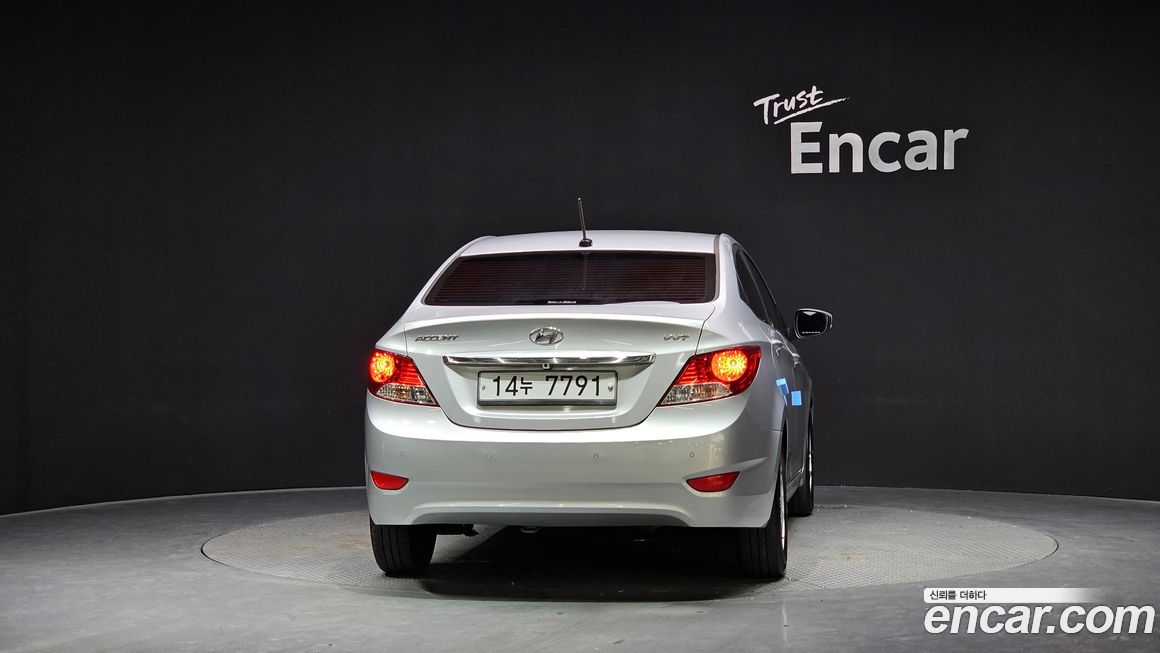 Hyundai Accent 2014