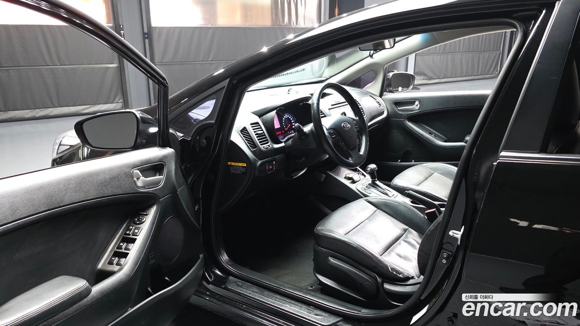 Kia K3 2013