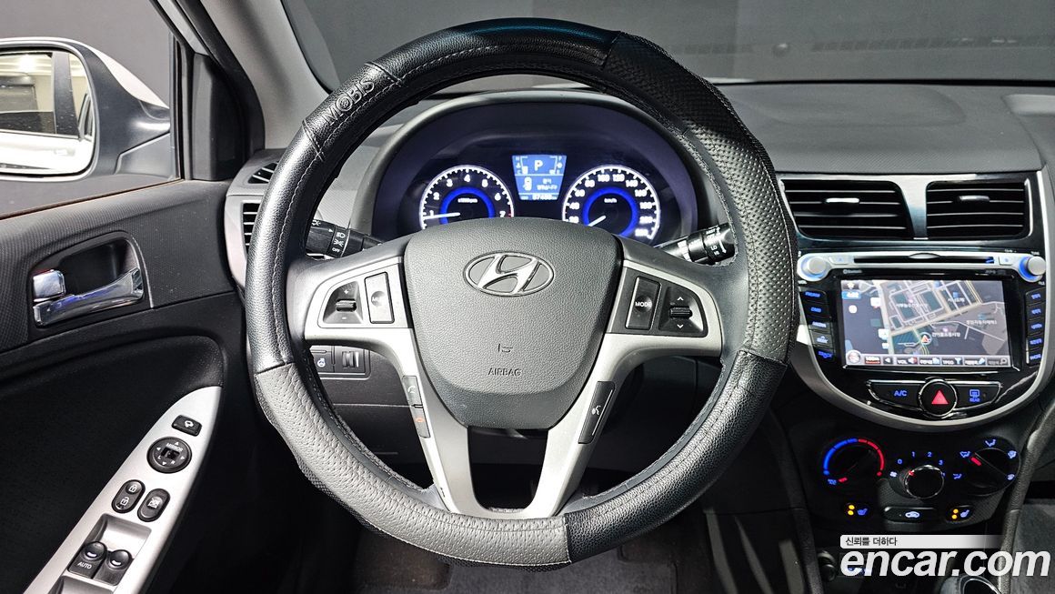 Hyundai Accent 2014