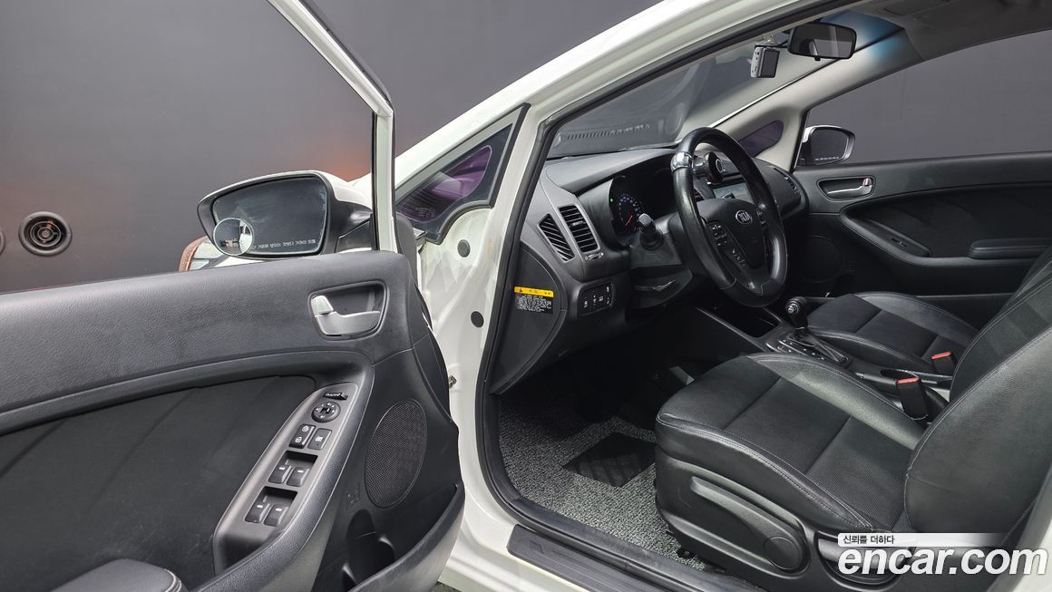 Kia K3 2015