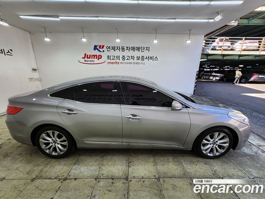 Hyundai Grandeur 2012
