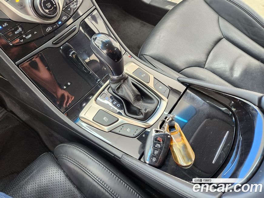 Hyundai Grandeur 2012