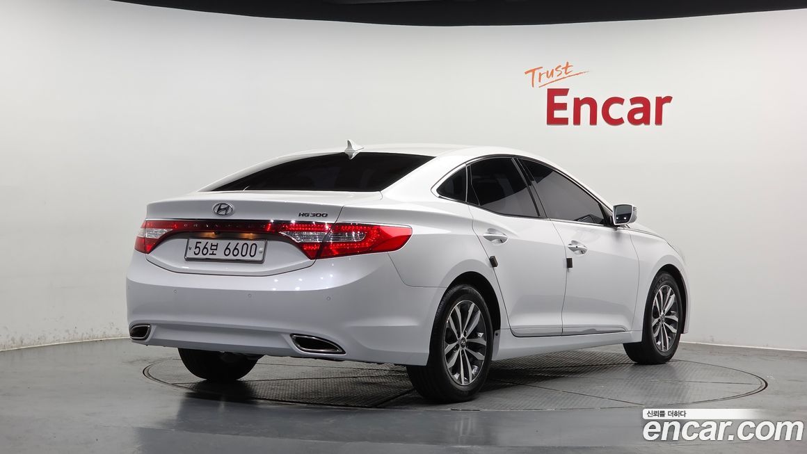 Hyundai Grandeur 2012