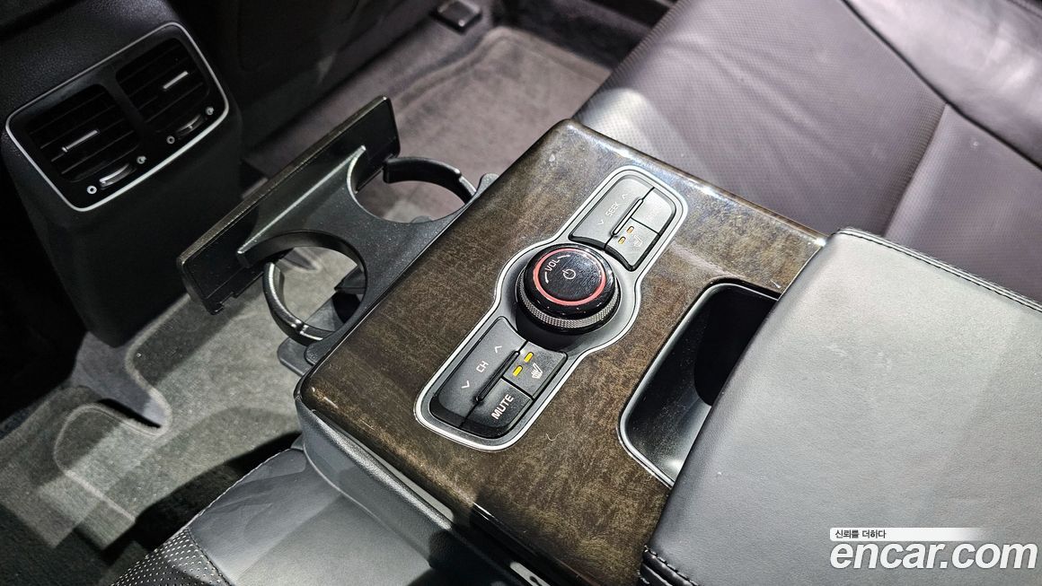 Kia K7 2013