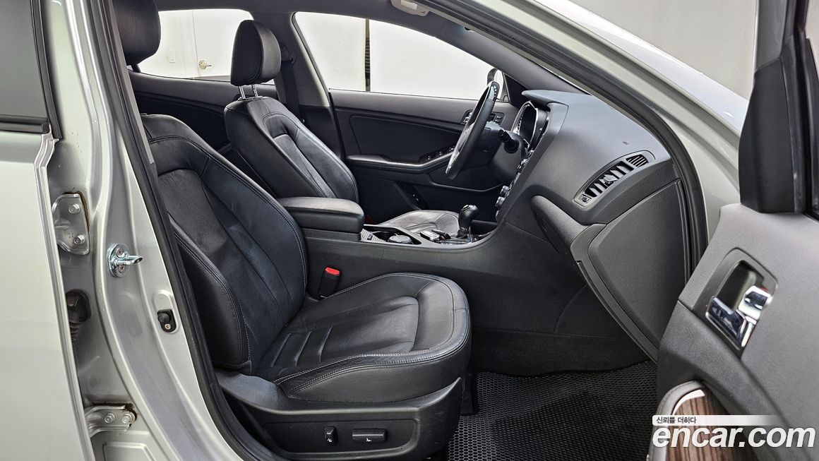 Kia K5 2012