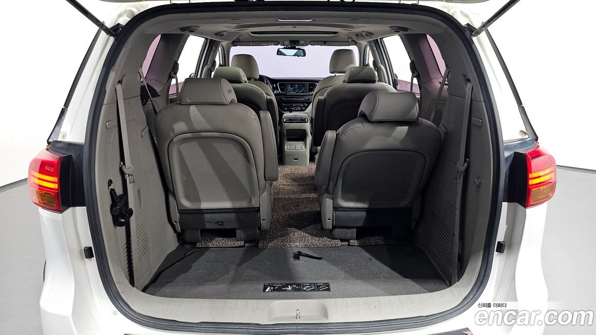 Kia Canival 2017