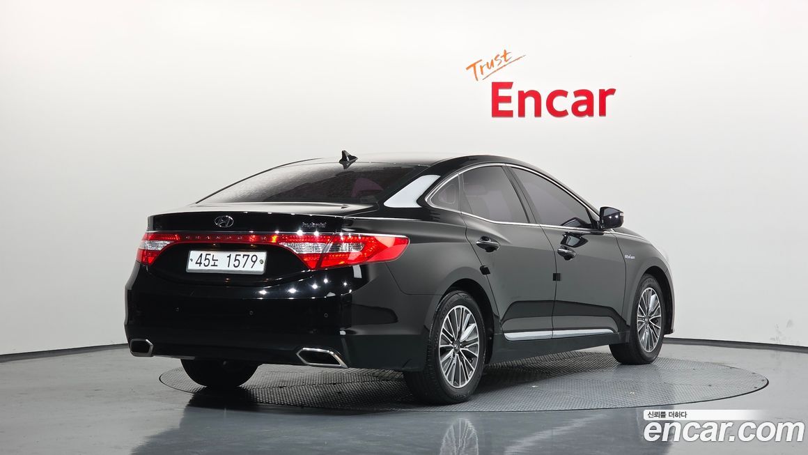 Hyundai Grandeur 2015