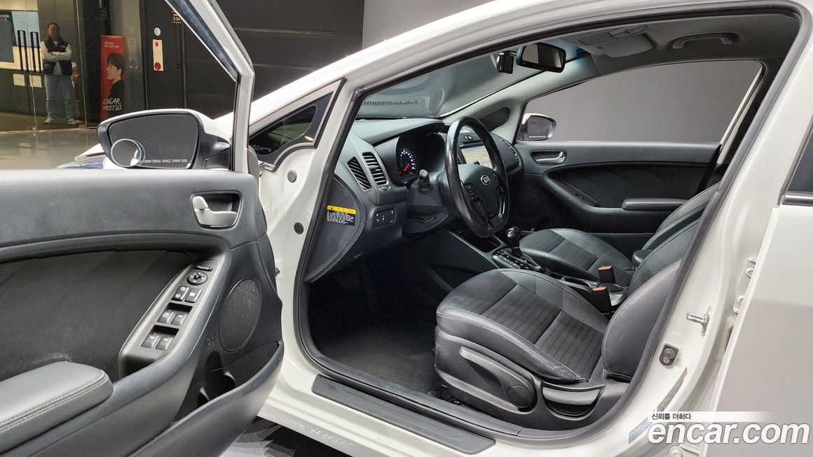 Kia K3 2017