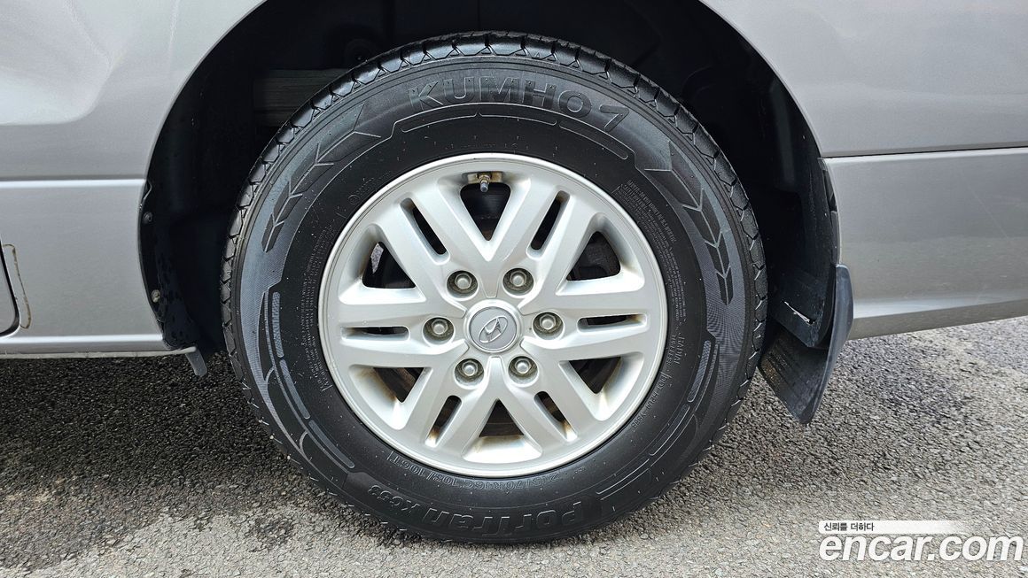 Hyundai Starex 2016