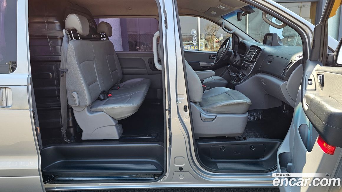 Hyundai Starex 2016