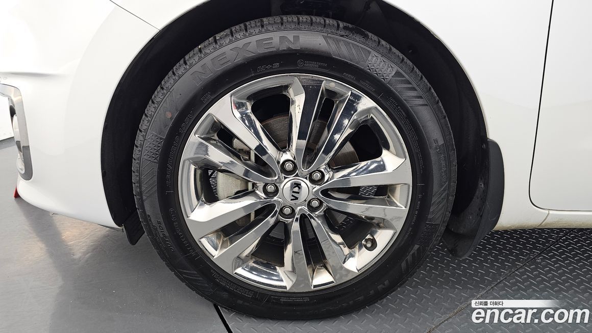 Kia Canival 2017