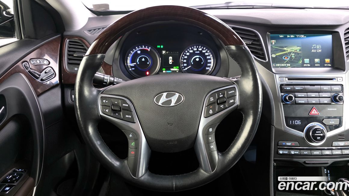 Hyundai Grandeur 2015